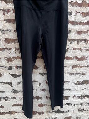 J Jill Black Wearever Collection Smooth Fit slim Ankle Pants.  Size Large